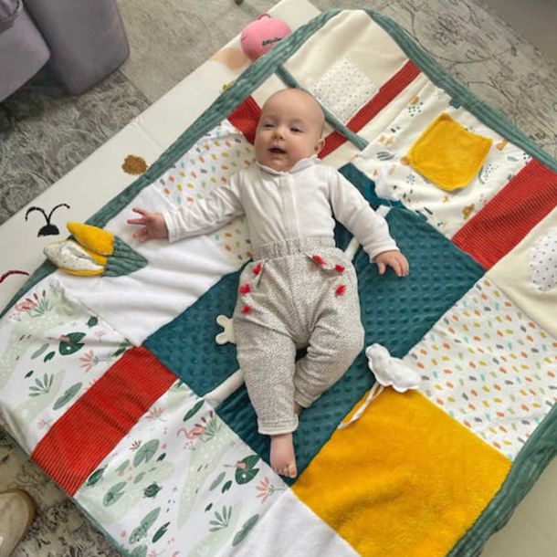 tapis d'éveil épais et confortable