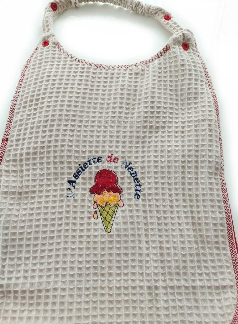 broderie : l'assiette de nenette